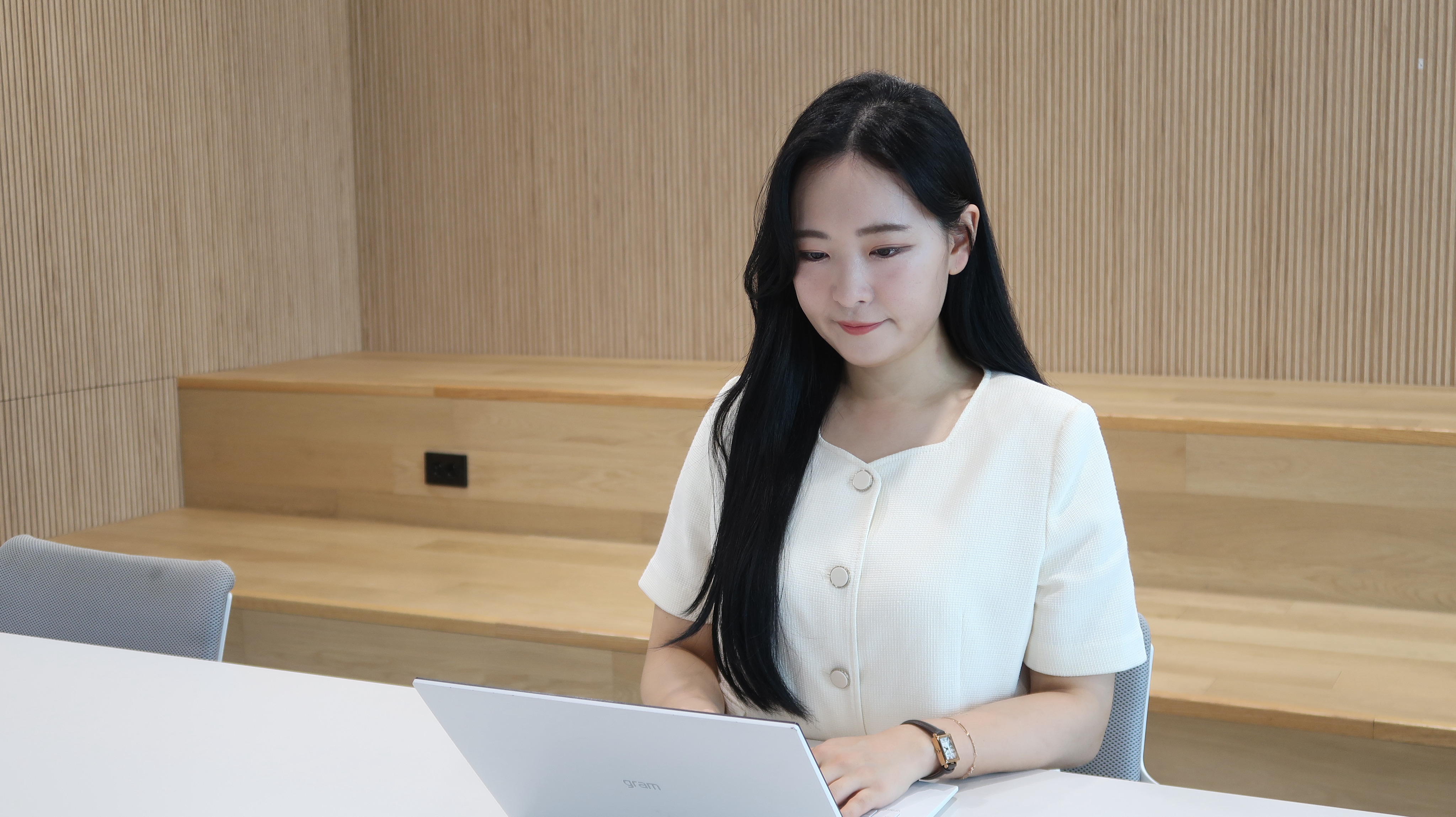 데이터로 말하는 세일즈, AI와 함께 성장하는 광고사업팀