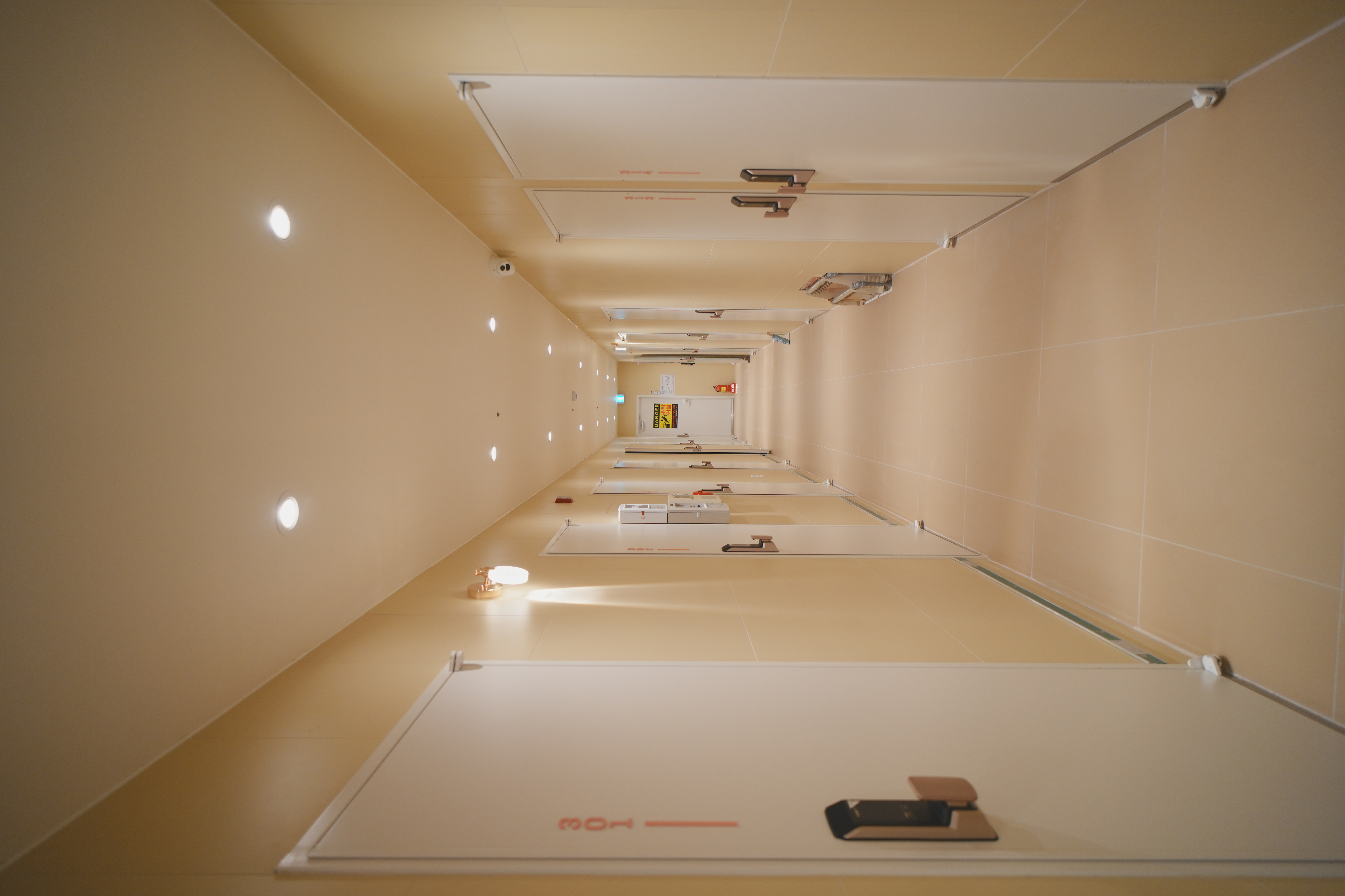 Enkostay stayhello indoor hallway